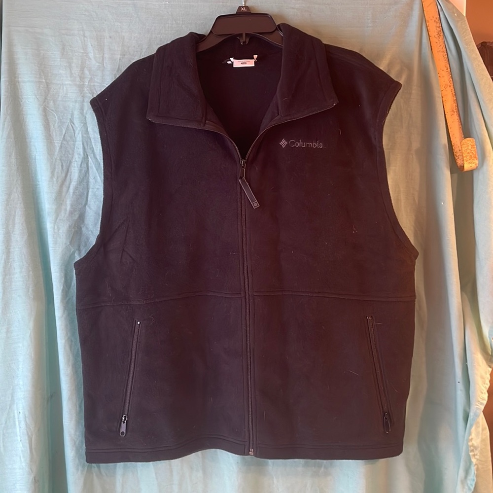 Columbia Black Fleece Vest